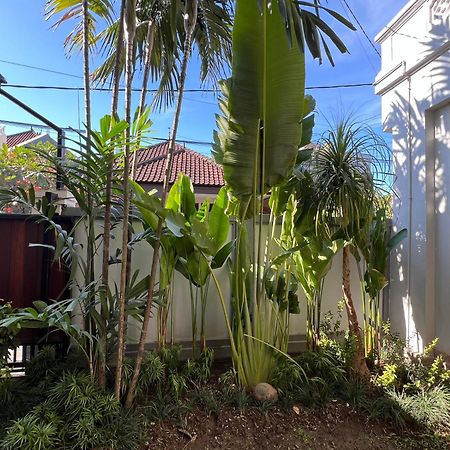 Villa Makmur Kerobokan  Exterior photo